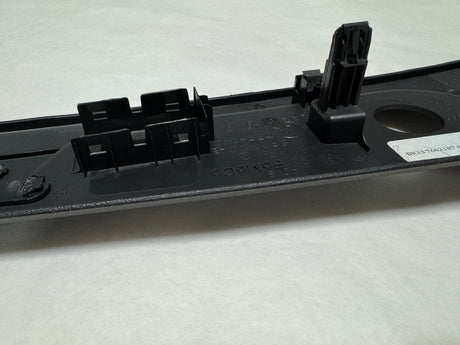 BR3Z-7662187-AA 2008-2014 Ford Mustang Front Driver Seat Black Trim Side Switch Panel Cover For 6 Way Power Seats