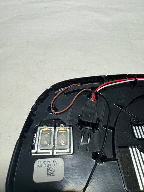 25829662 2009-2013 Tahoe Yukon Driver Side Mirror Glass For Power Fold and Turn Signal Mirrors OEM