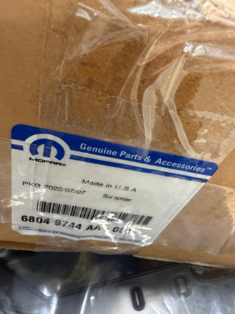 CL-0925-68049744AA-J5 2009-2018 Ram 1500 2500 3500 Rear Step Bumper Bracket Kit 68049744AA OEM