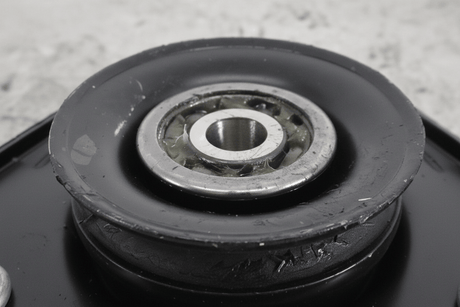 2009-2019 Toyota Corolla 2009-2013 Matrix Front Strut Mount Genuine OEM