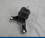 12362-31040 2010-2013 Toyota Camry/Highlander Japan Built 3.5 Passenger Side Engine Mount OEM