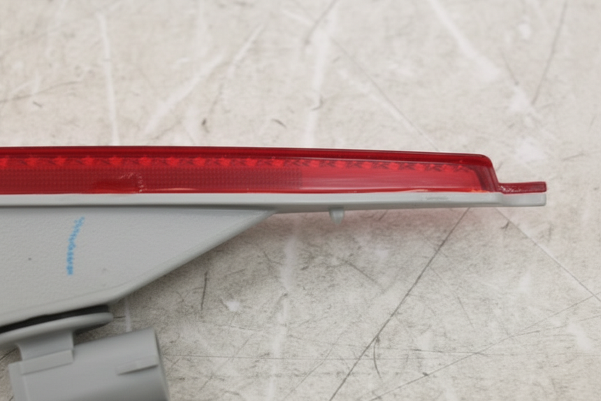 2010-2015 Chevrolet Camaro Passenger Side Rear Marker Lamp OEM