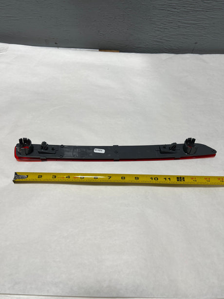 CL-1023-AE9Z-15A448-B-J6 2010-2019 Lincoln MKT Passenger Side Rear Bumper Red Reflector Genuine OEM