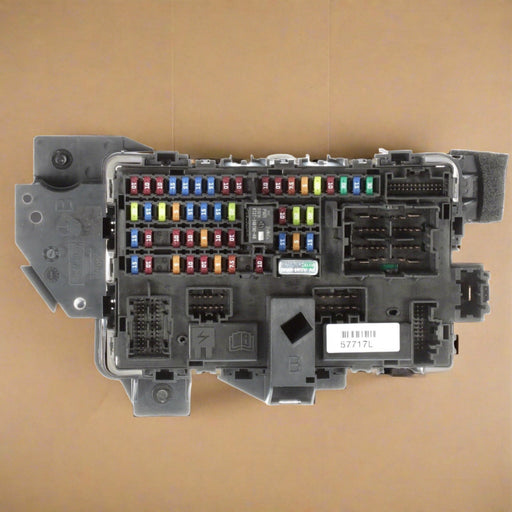 DC3Z-15604-C 2011-2013 Ford F-250 F-350 Duty 6.7 Diesel Smart Junction Fuse Box BCM - In Vehicle Programming required.