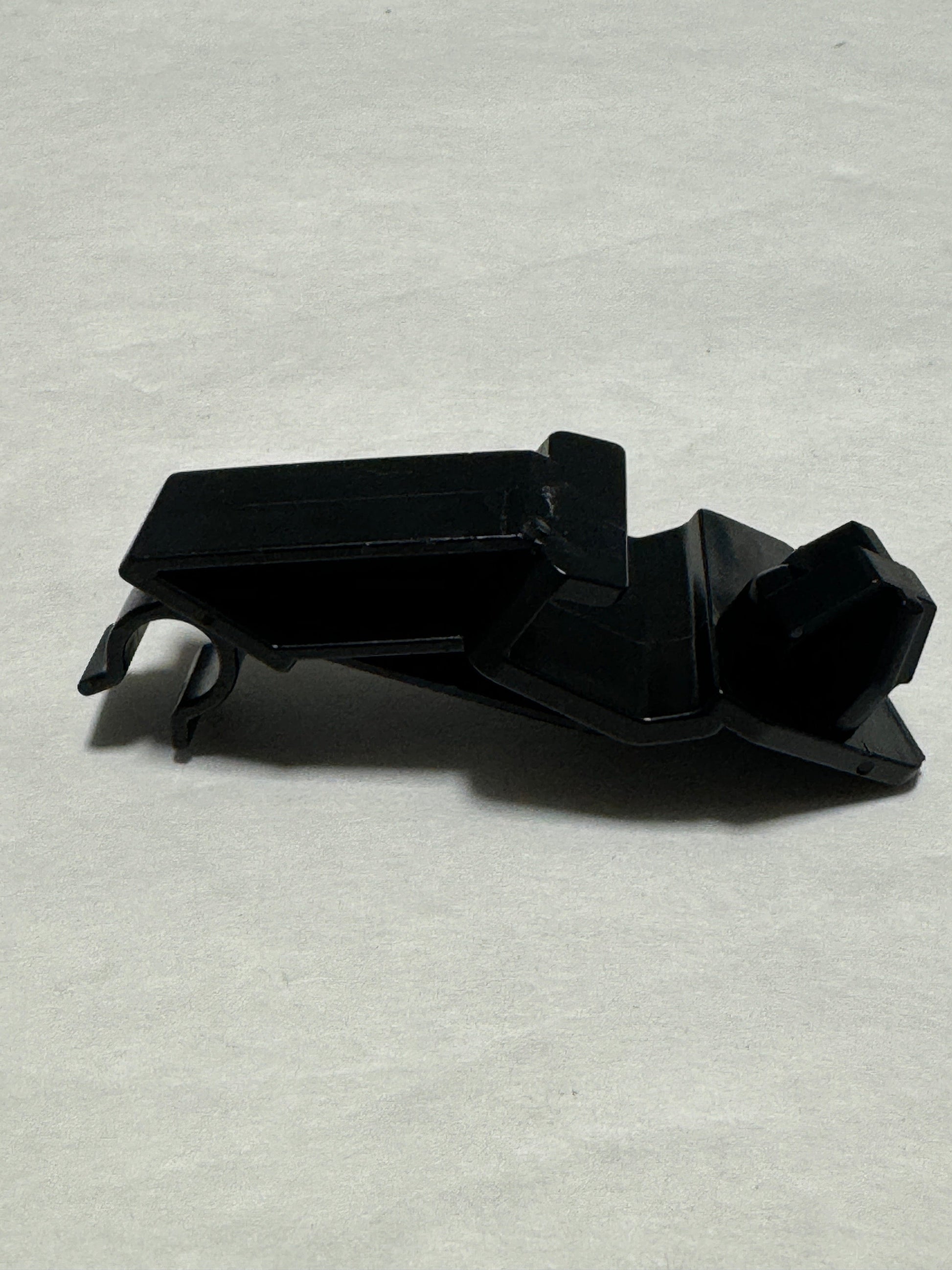 D651-56-652 2011-2014 Mazda 2 Hood Prop Retainer Support Clip OEM