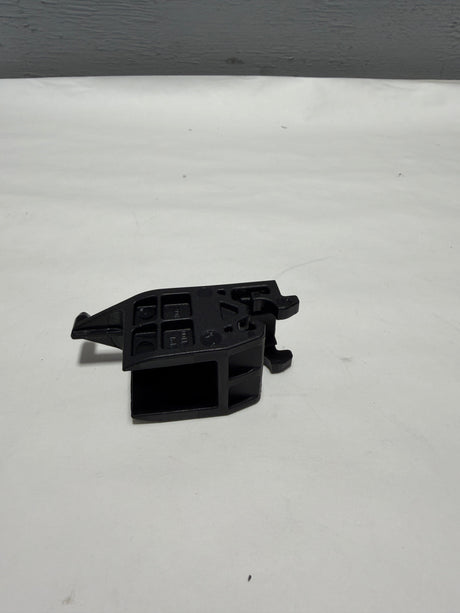 92191-2T100 2011-2015 Kia Optima OEM Non-Xenon Headlamp Mounting Clip (1)