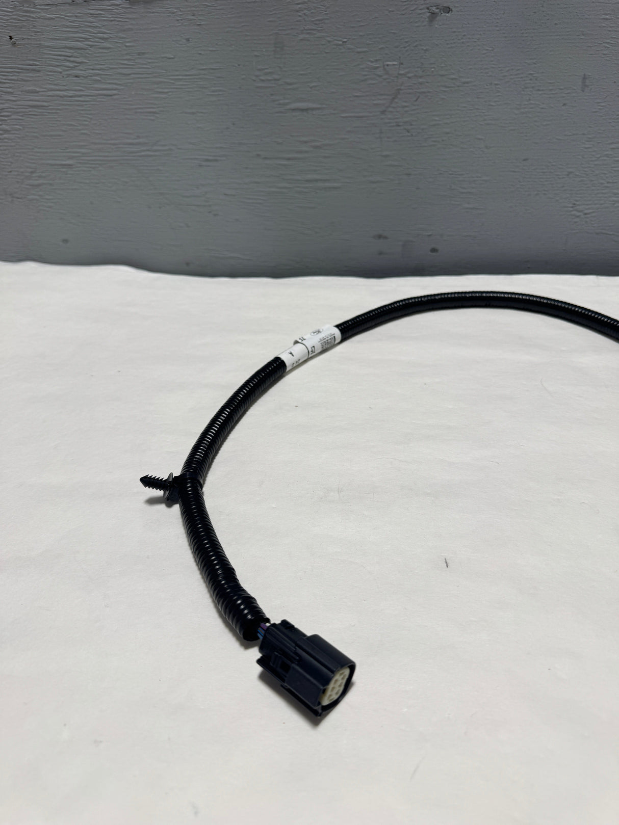 BU5Z-14A411-A 2011-2016 Ford F-250 F-350 6.2 Engine Cylinder Head Temp Knock Sensor Jumper Wiring OEM