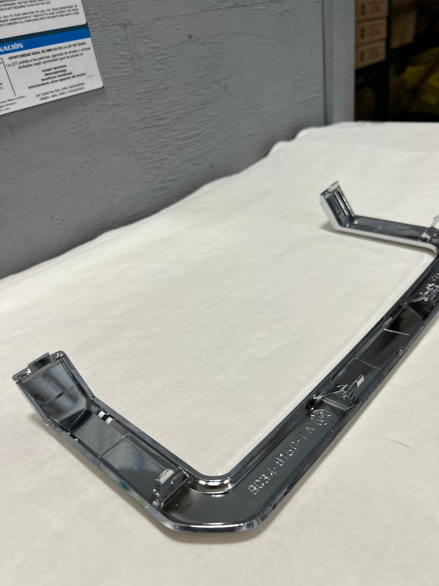 2011-2016 Ford F-250 F-350 Chrome Driver Side Grille Outer Filler Molding