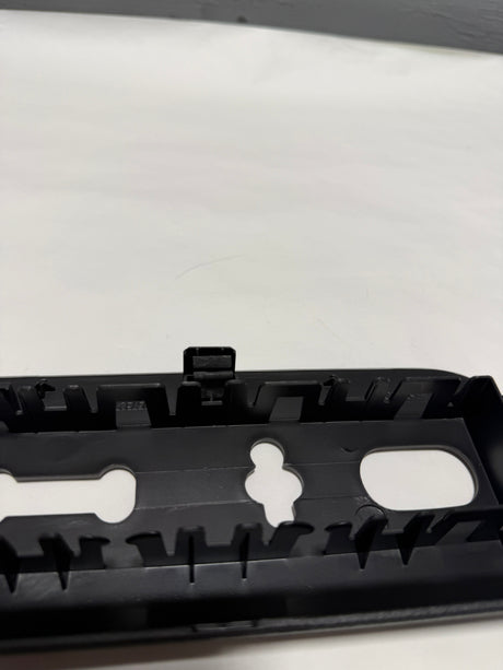 BC3Z-2563259-AA 2011-2016 Ford F-250 F-350 Driver Front Power Seat Side Shield Switch Cover does not fit king ranch models