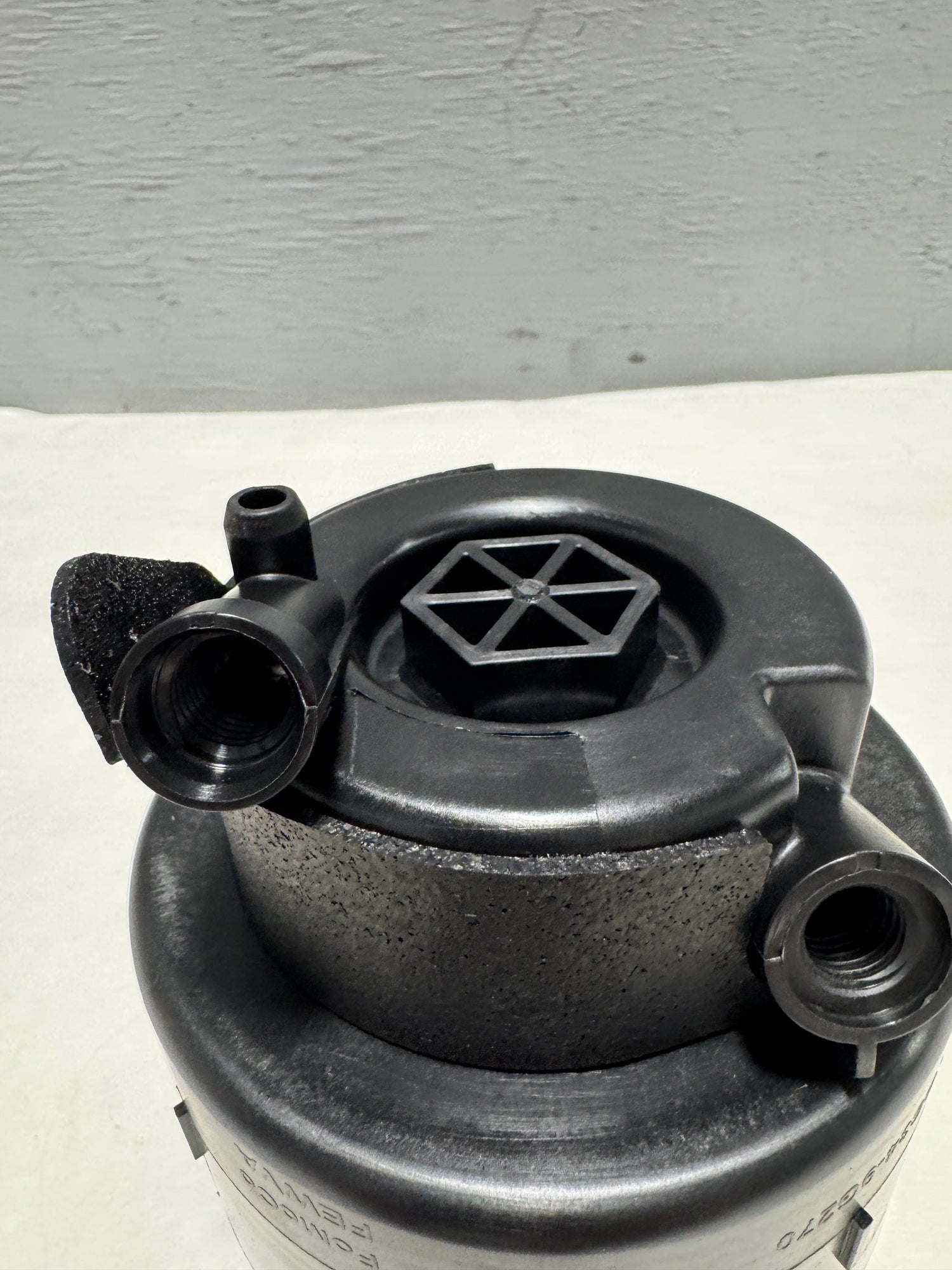 2011-2016 Ford Super Duty 6.7L Diesel Fuel Filter Pump Cap OEM