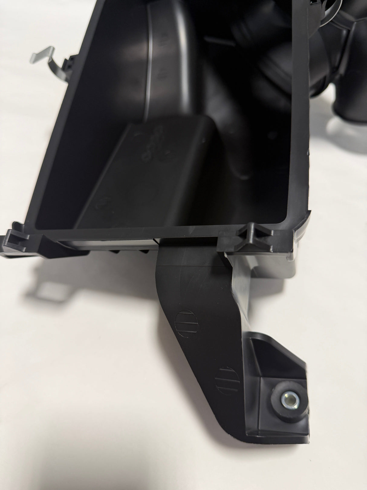 17244-RV0-S00 2011-2017 Honda Odyssey Air Cleaner Body Box Lower Housing Genuine OEM