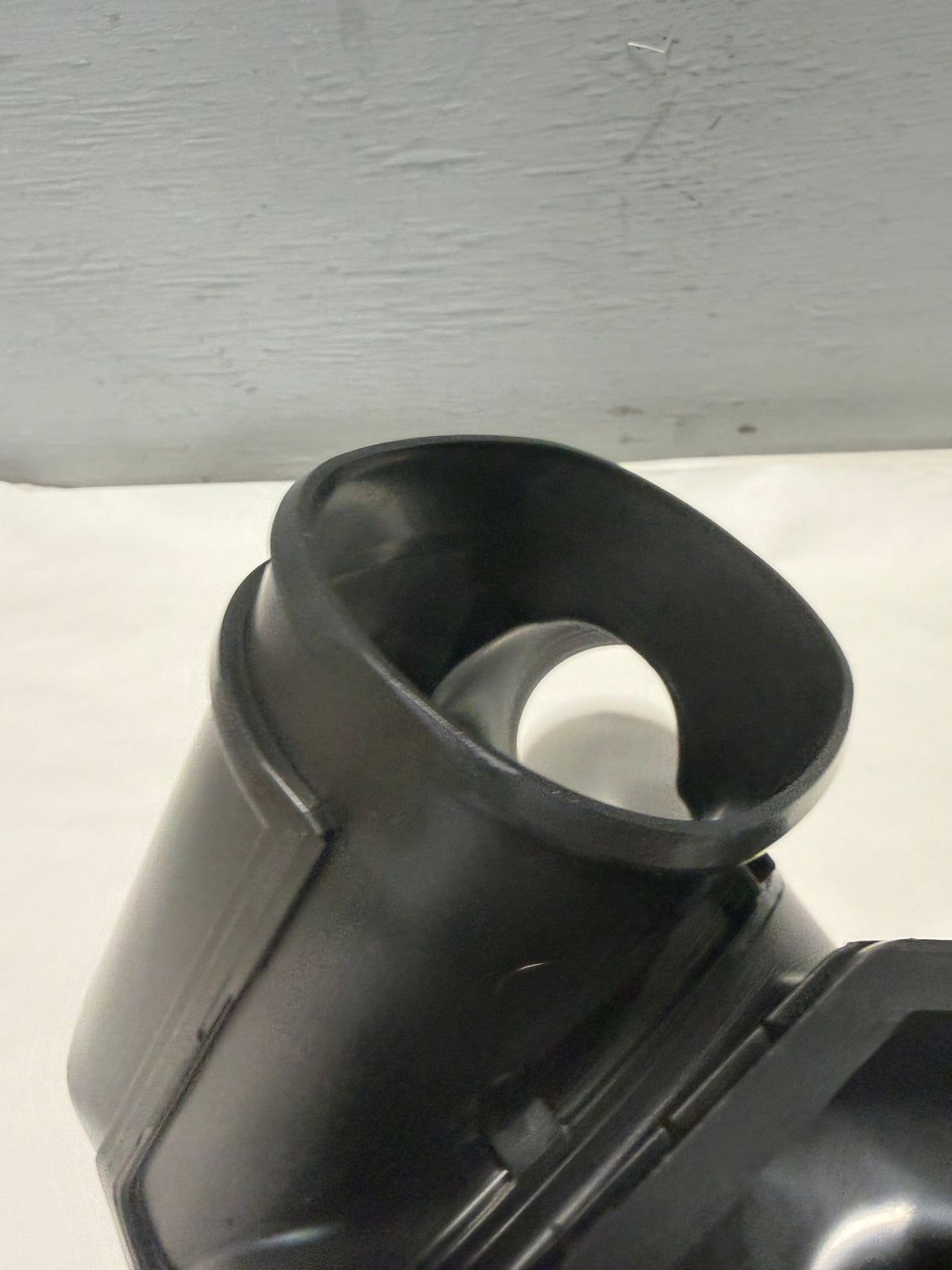 17244-RV0-S00 2011-2017 Honda Odyssey Air Cleaner Body Box Lower Housing Genuine OEM