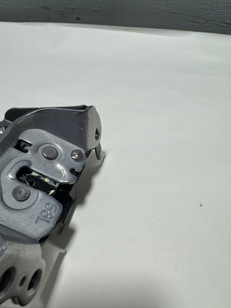 69380-08031-E5 2011-2017 Toyota Sienna Driver Side Sliding Door Latch Lock OEM