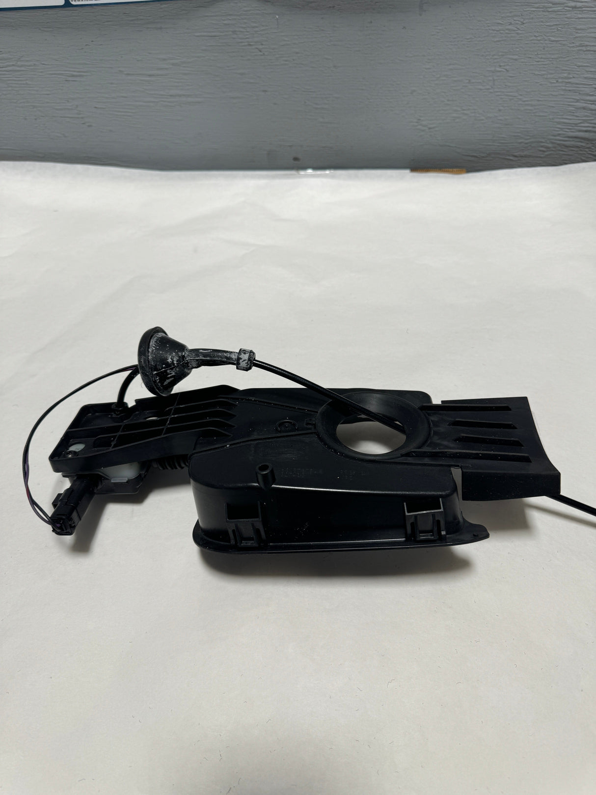 68037875AE 2011-2019 Dodge Charger Fuel Filler Housing With Actuator OEM