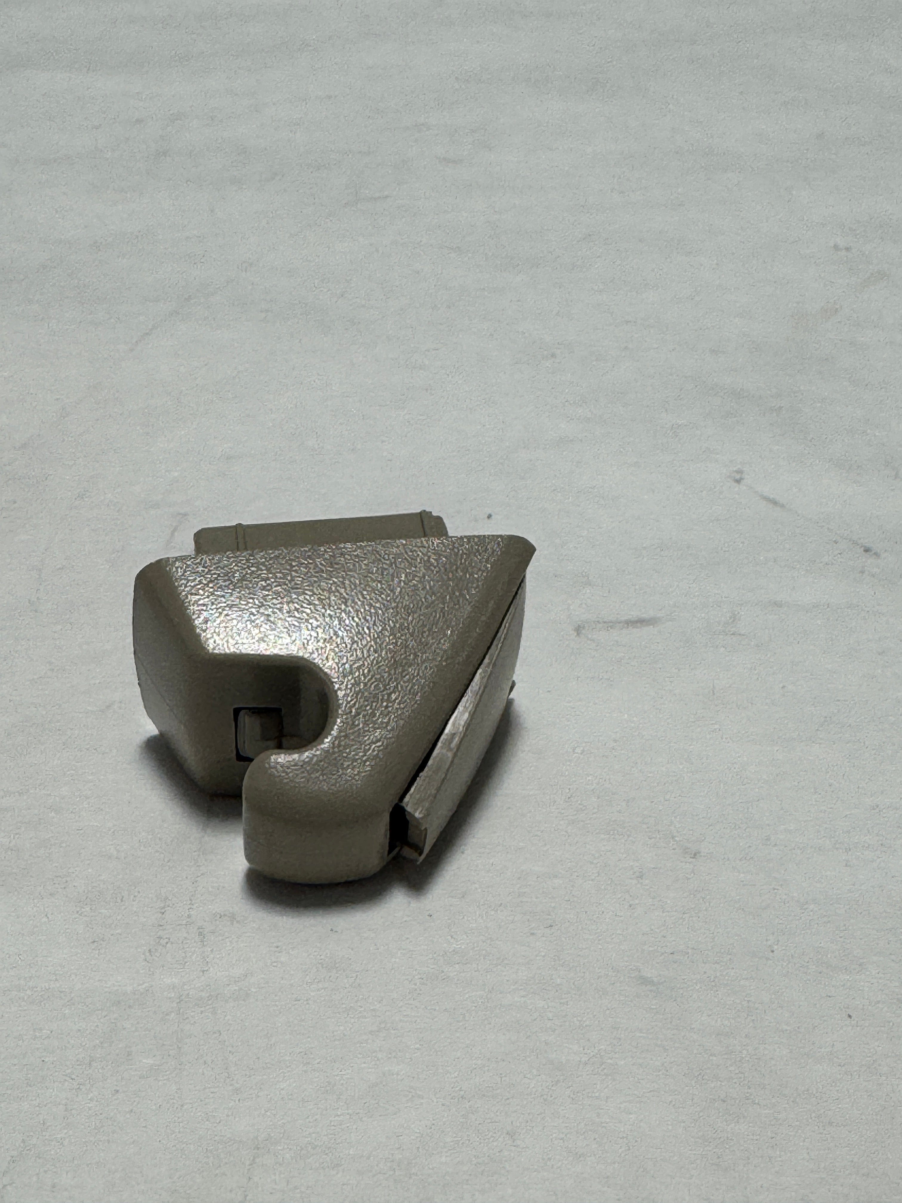 2011-2021 Jeep Grand Cherokee (1) Sun Visor Support Clip Tan Fits