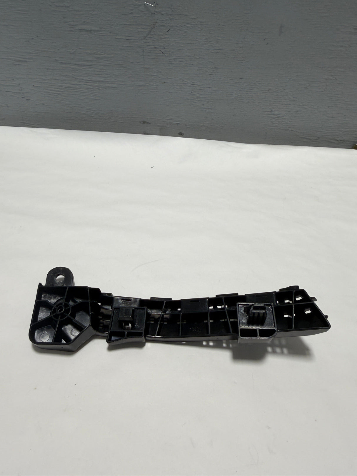 71198-T0A-A01 2012-2016 Honda CR-V Front Driver Side Bumper Bracket Side Support Genuine OEM