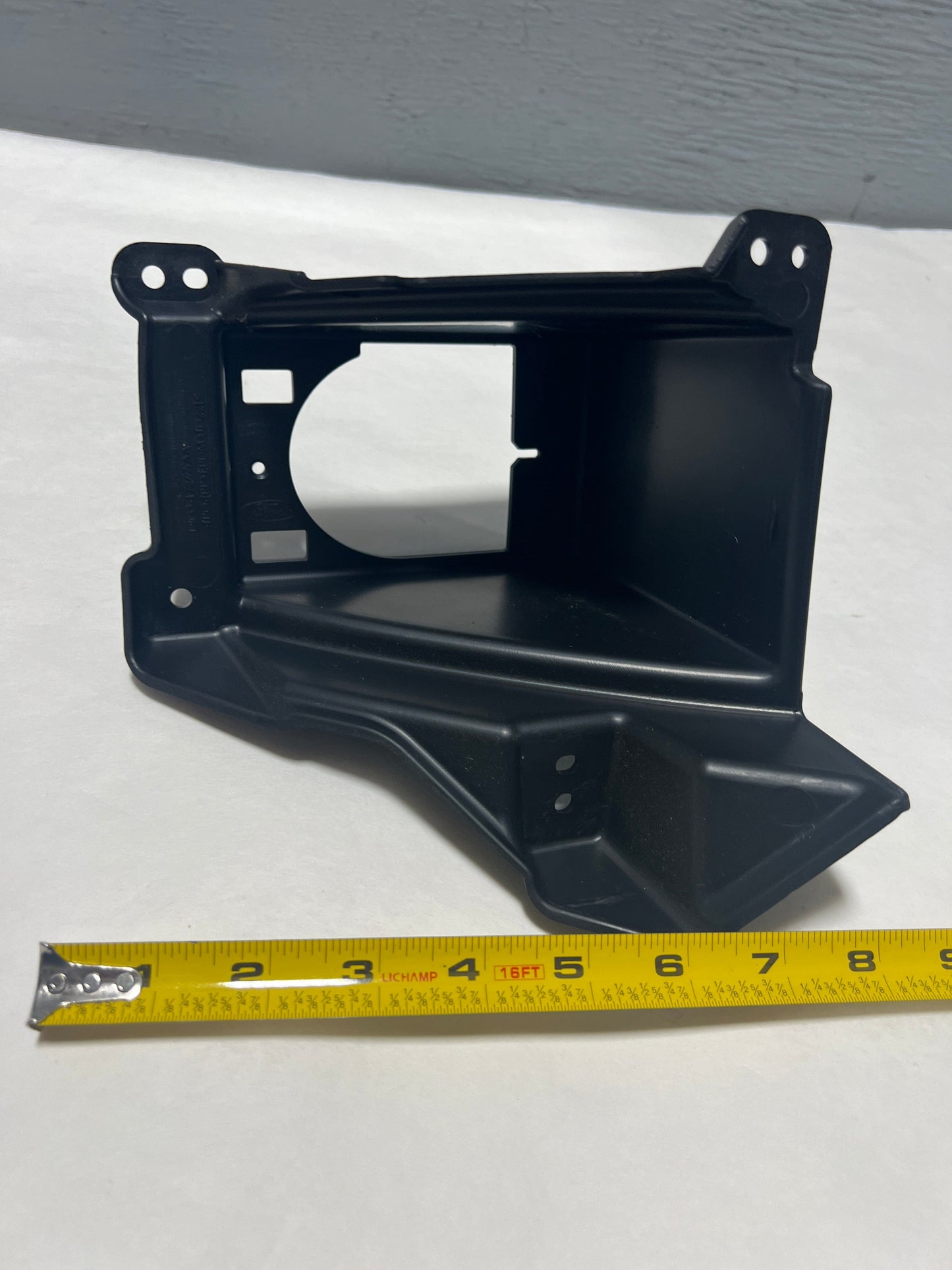 CL-1023-DR3Z-15266-B-J7 2013-2014 Ford Mustang Driver Side Fog Light Bracket Genuine OEM New