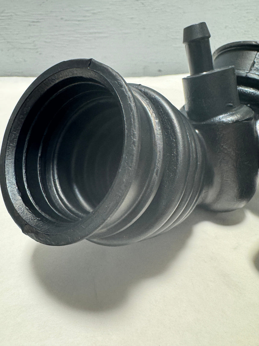 2013-2015 Chevrolet Spark 1.2 engine Air Cleaner Hose Duct Elbow OEM