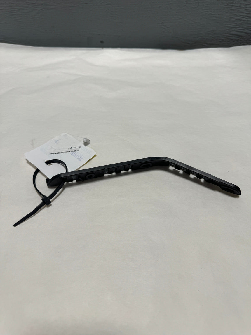 2013-2017 Buick Enclave Front Bumper Driver Side Fascia Brace Bracket OEM