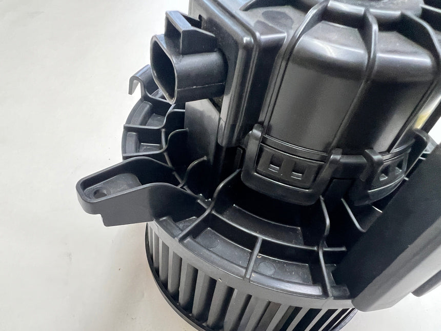 2013-2017 Enclave Traverse Acadia Heating and Air Conditioning Blower Motor
