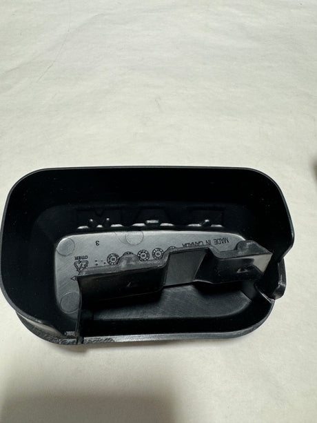 68193113AA 2013-2018 Dodge Ram  1500 2500 3500 Tubular Side Step End Cap Kit