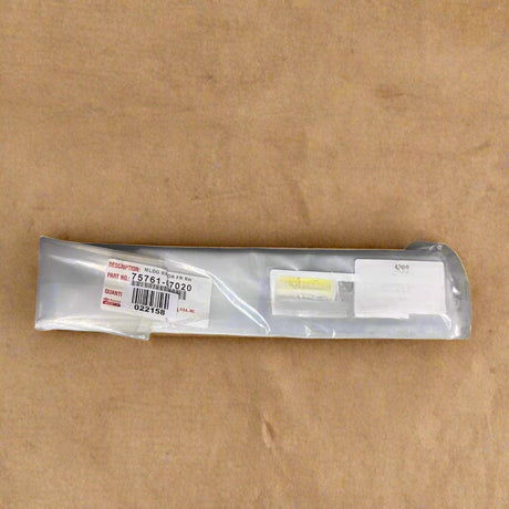 75761-07020 2013-2018 Toyota Avalon Passenger Side Front Of The Rear Door Molding Applique OEM