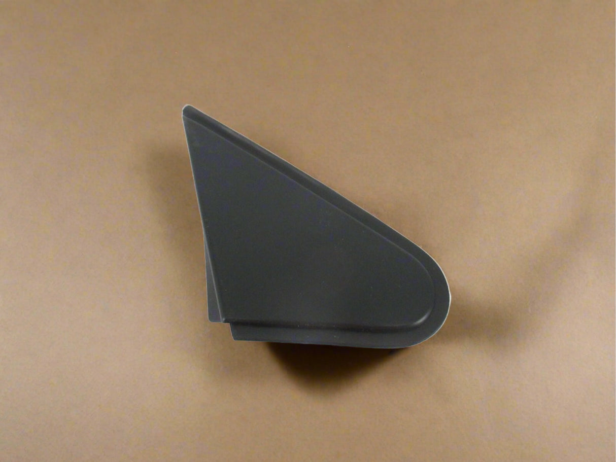 60117-0R030 2013-2018 Toyota Rav4 Passenger Side Front Upper Fender Corner Molding OEM