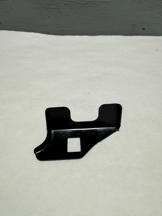 CL-0924-22762702-D27 2013-2019 Cadillac ATS Passenger Side Upper Front Fender Front Bracket OEM