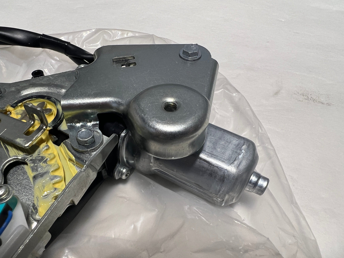 CL-0623-(BB5Z-7843150-C-K4 2013-2019 Ford Explorer Power Liftgate LockLatch Actuator Motor BB5Z-7843150-C