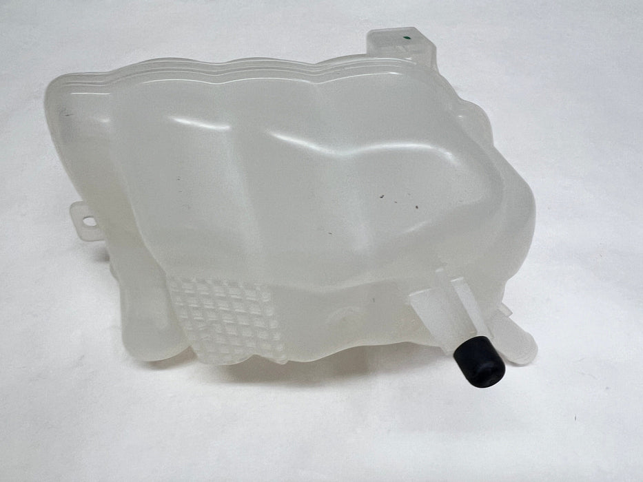 CL-0823-HG9Z-8A080-B-H14 2013-2020 Ford Fusion Energi Hybrid Coolant Reservoir Tank HG9Z-8A080-B