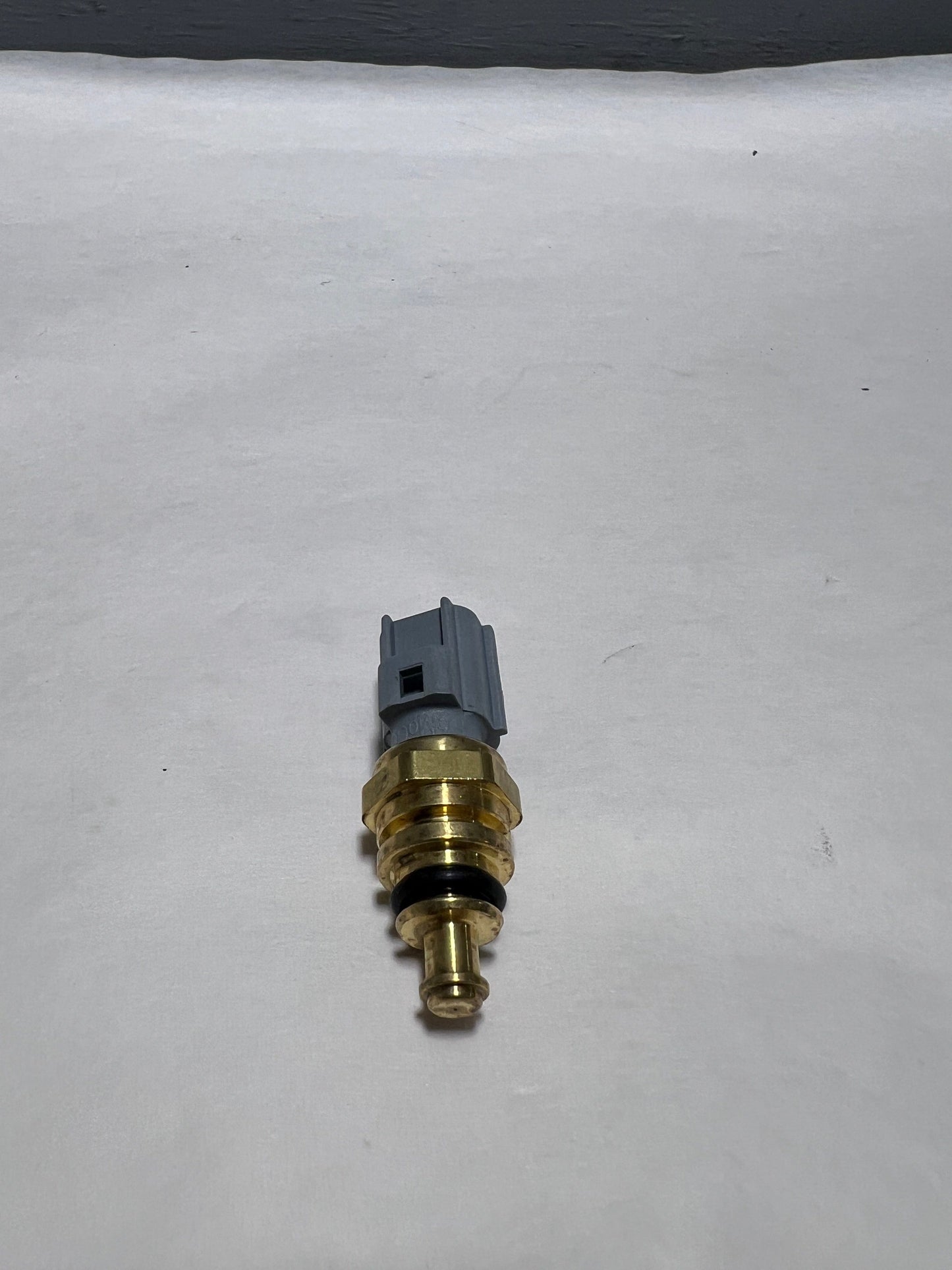 CL-1023-3L8Z-12A648-A-C21 2013-2020 Ford Fusion Engine Coolant Temperature Sensor 3L8Z-12A648-A