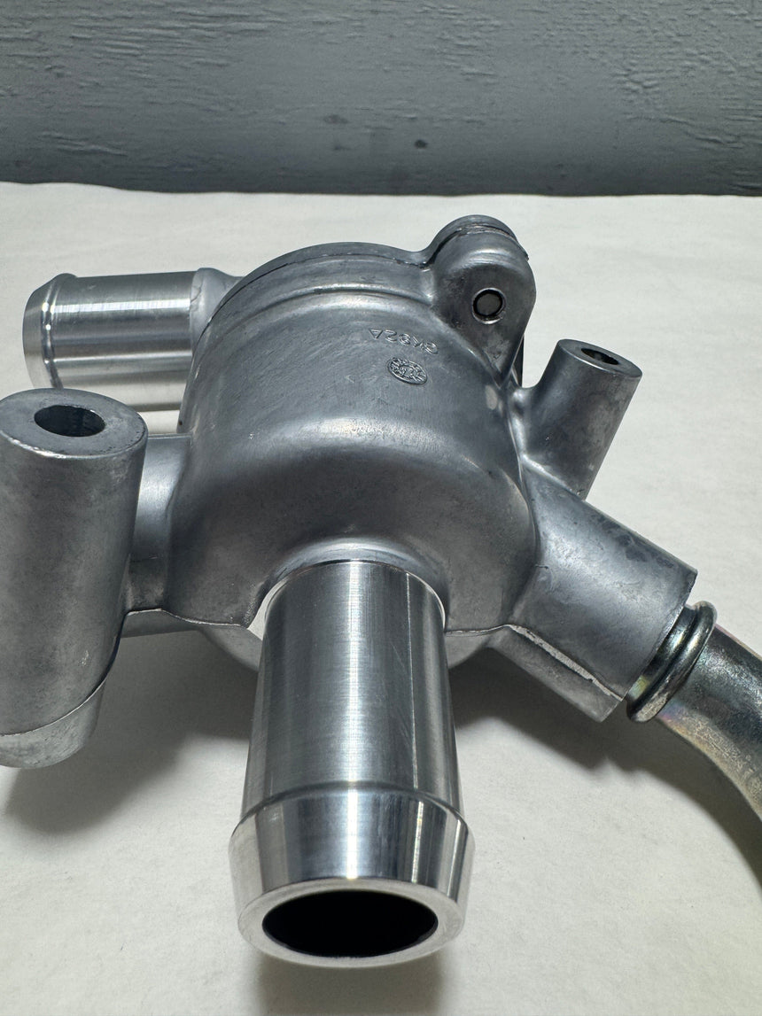2013-2020 Fusion MKZ 2.0 Hybrid Engine Coolant Thermostat Housing Genuine OEM new
