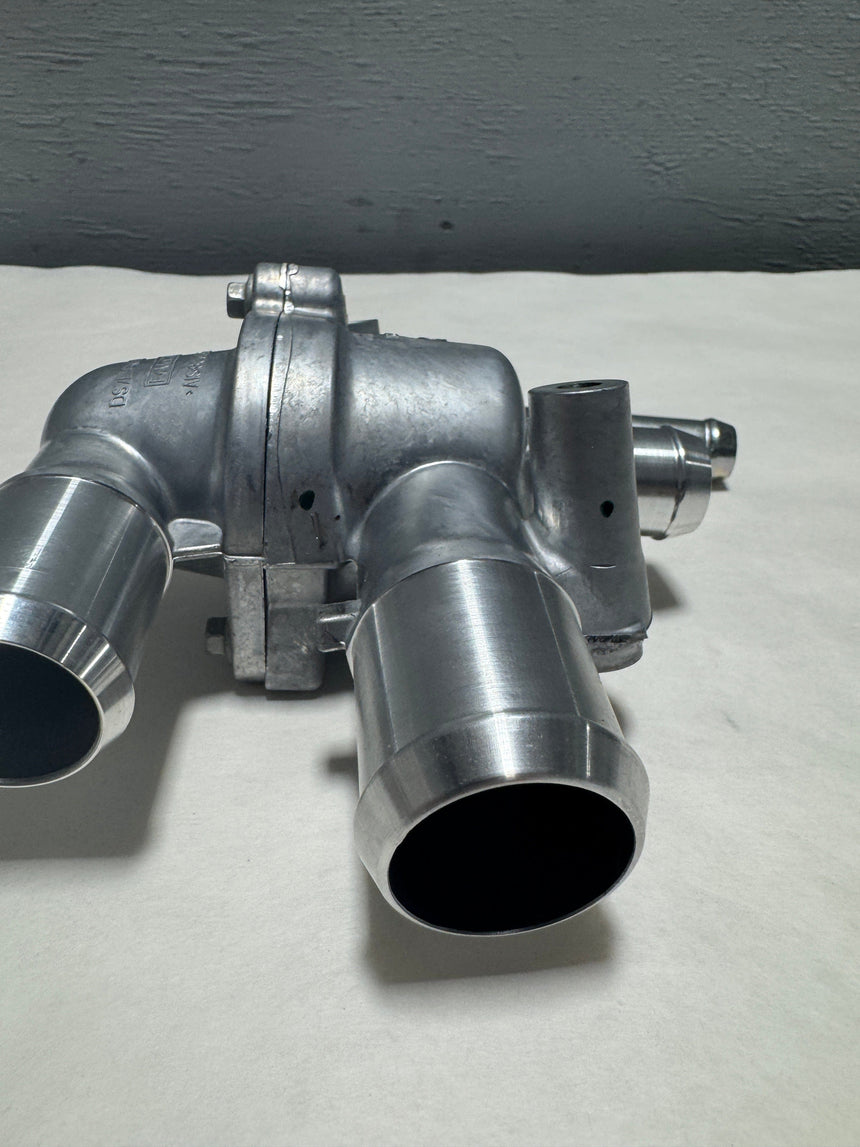 2013-2020 Fusion MKZ 2.0 Hybrid Engine Coolant Thermostat Housing Genuine OEM new