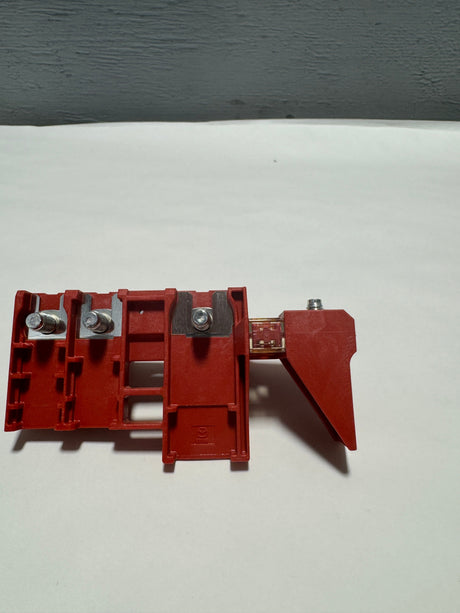 D07A-67-S99B 2013-2025 Mazda CX-5 2.5 Engine Battery Terminal Fuse Block W/o intelligent e-loop