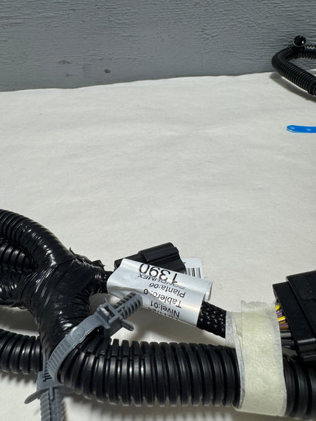 23261390 2014-2015 Silverado 1500 Front Bumper Object Alarm Sensor Wiring Harness OEM