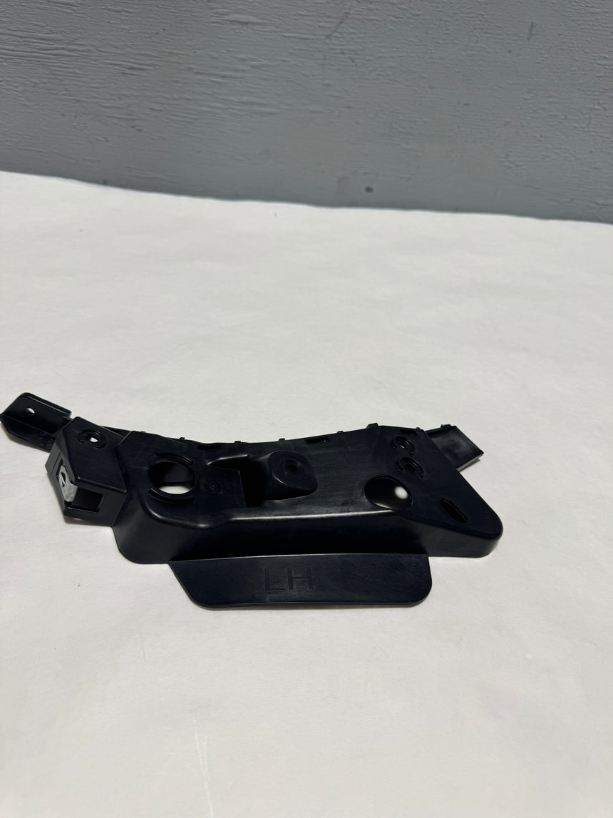 2014-2016 Buick Lacrosse Front Driver Side Bumper Fascia Guide Bracket OEM