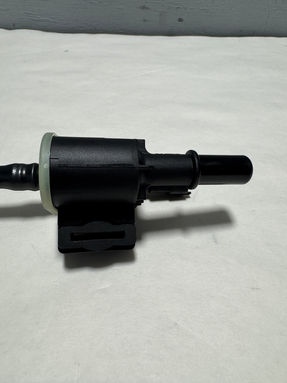 4627972AC 2014-2016 Durango or Grand Cherokee 3.6 Vapor Canister Purge Valve OEM