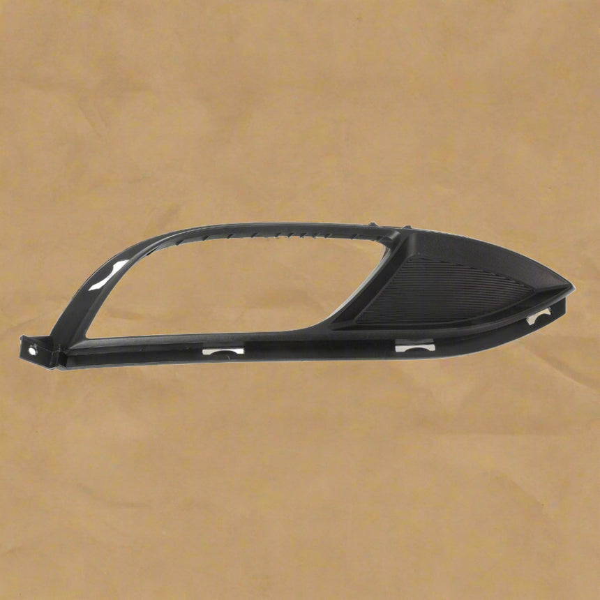2014-2016 Kia Forte Fog Lamp Trim Bezel Passenger Side OEM