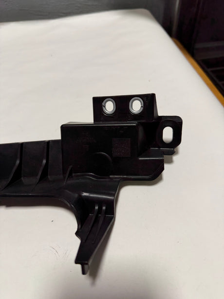 23192010 2014-2017 Buick Regal Passenger Side Front Bumper Cover Center Support OEM