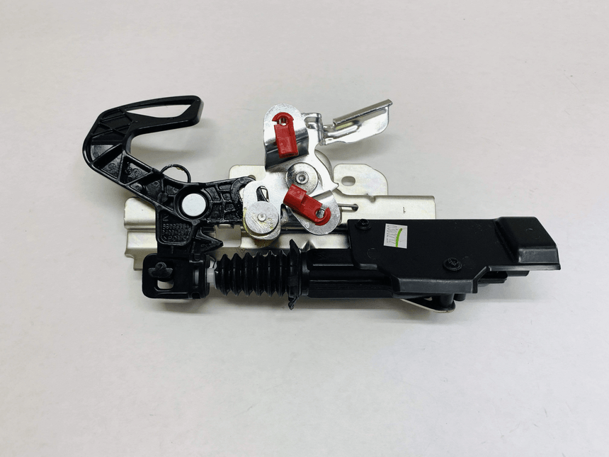 2014-2017 Dodge Ram 1500 Tailgate Lock Actuator Control Unit OEM