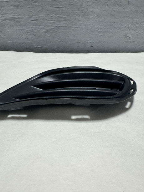 68203222AA 2014-2018 Jeep Cherokee Passenger Side Bumper Fog Light Delete Plug Cover