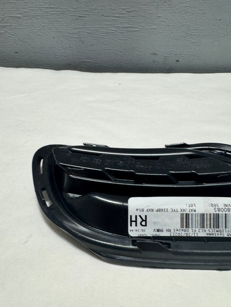 68203222AA 2014-2018 Jeep Cherokee Passenger Side Bumper Fog Light Delete Plug Cover