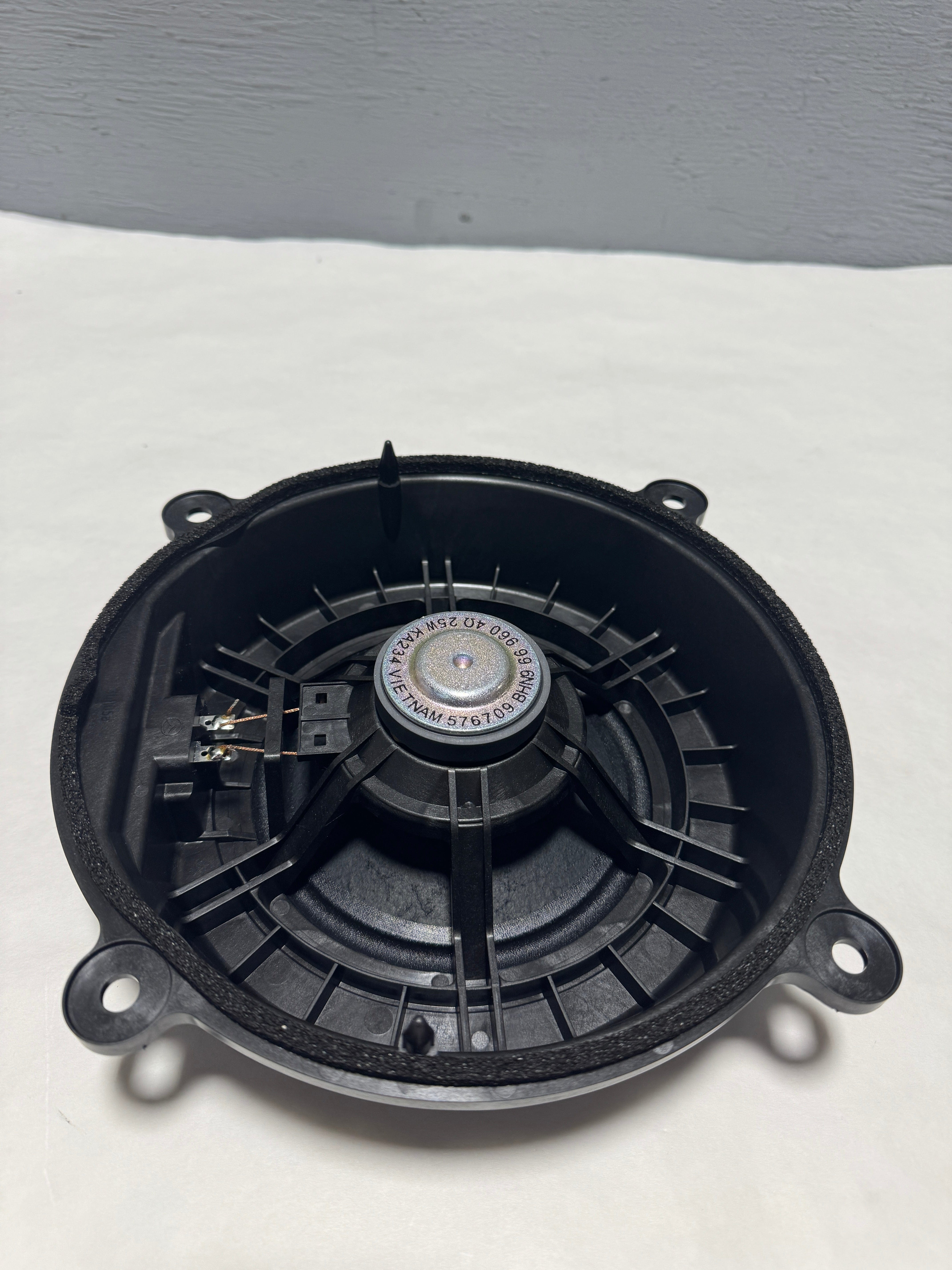 2014-2018 Mazda3 (1) Front Door Speaker Not For Bose System