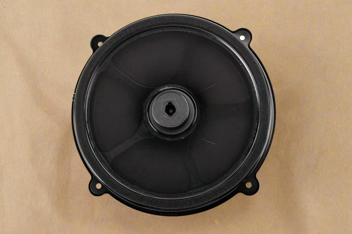 84510963 2014-2019 Chevrolet Corvette (1) Front Door Radio Speaker OEM Gemuine