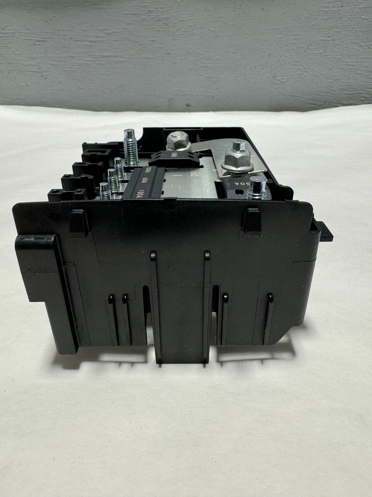 84314829 2014-2019 Chevrolet Corvette Battery Breaker Fuse Box OEM