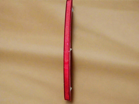 84031887 2014-2019 Corvette Red Passenger Side Rear Bumper Reflector Lens Genuine OEM