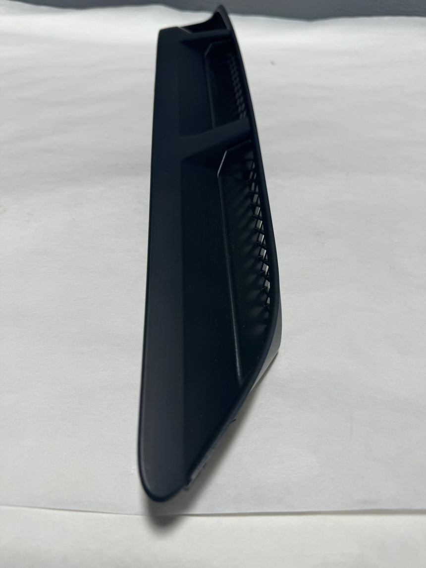 2014-2019 Corvette Stingray Driver Side Fender Vent Grille Black Genuine OEM