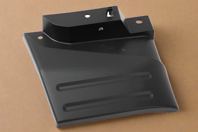 84124453 2014-2019 Silverado LT Driver Side Bed Deflector Mud Guard OEM