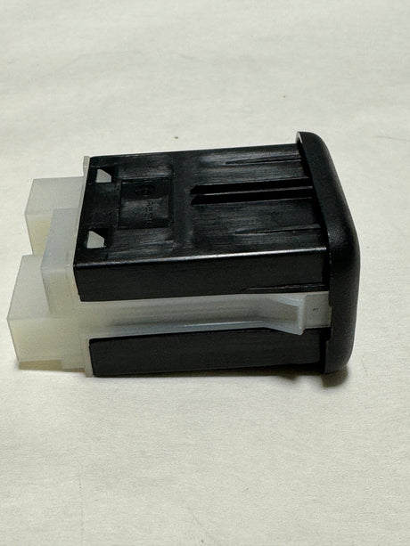 22990883-C3 2014-2019 Silverado or Sierra Center Console Auxiliary Dual USB Port Receptacle OEM new