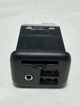 22990883-C3 2014-2019 Silverado or Sierra Center Console Auxiliary Dual USB Port Receptacle OEM new